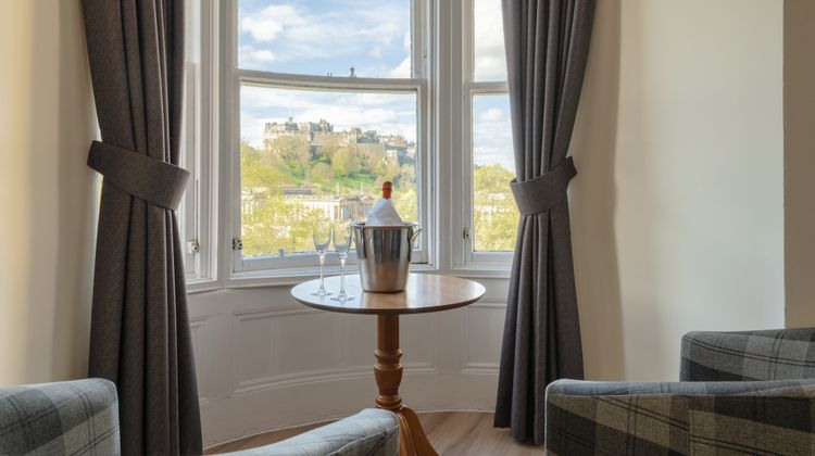 Old Waverley Hotel Room