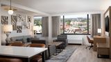 Sheraton Westport Plaza Hotel St. Louis Suite