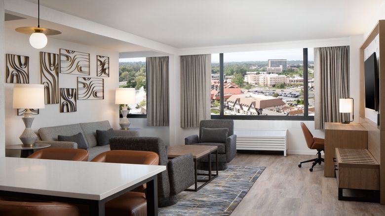 <b>Sheraton Westport Plaza Hotel St. Louis Suite</b>. Images powered by <a href="https://www.leonardoworldwide.com/" title="Leonardo Worldwide" target="_blank">Leonardo</a>.