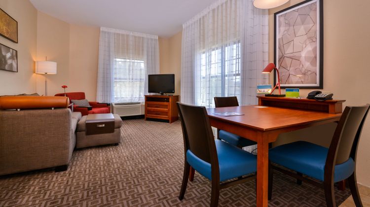 TownePlace Suites Thousand Oaks Ventura Room