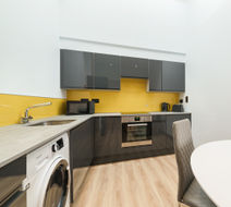 Holyrood Aparthotel Room