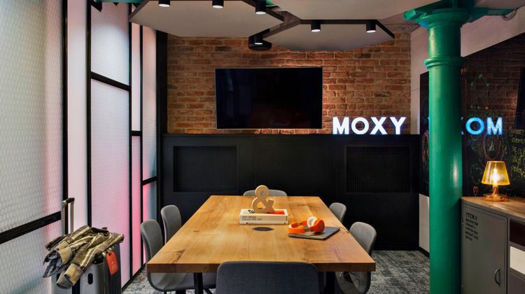 Moxy Warsaw Praga Room