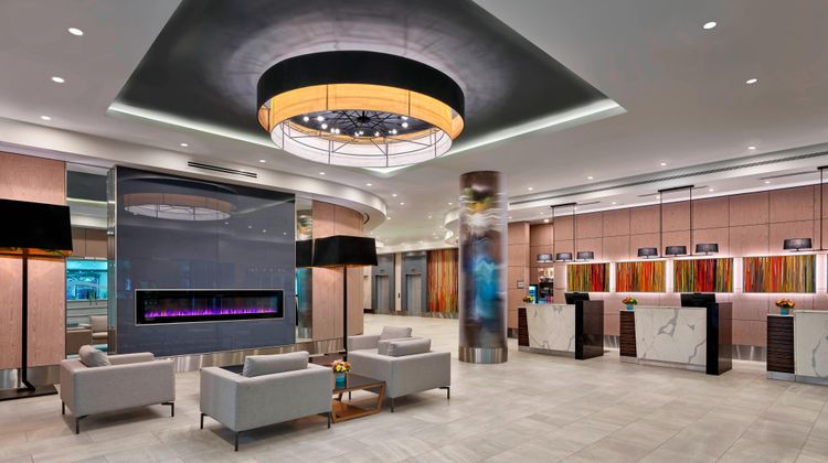 Delta Hotels Edmonton Centre Suites Lobby