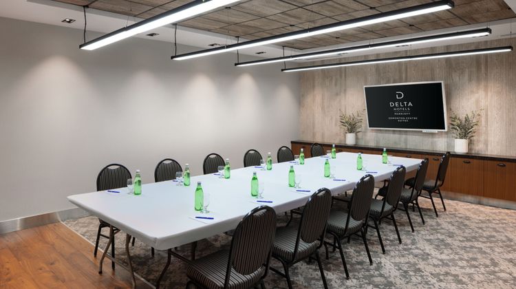 Delta Hotels Edmonton Centre Suites Meeting