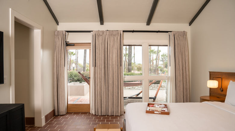 <b>Murrieta Hot Springs Resort Suite</b>. Images powered by <a href="https://www.leonardoworldwide.com/" title="Leonardo Worldwide" target="_blank">Leonardo</a>.