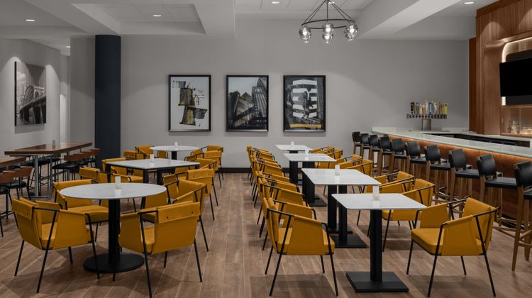 Courtyard Pittsburgh University Center Restaurant