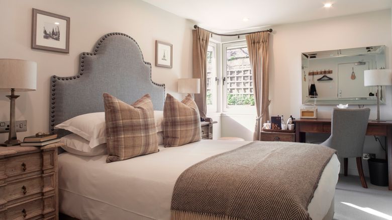 <b>The Roseate Edinburgh Room</b>. Images powered by <a href="https://www.leonardoworldwide.com/" title="Leonardo Worldwide" target="_blank">Leonardo</a>.
