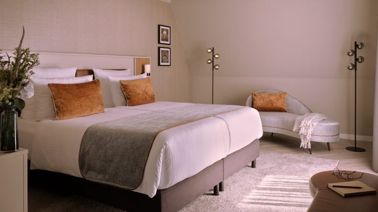 <b>Leonardo Royal Hotel Baden-Baden Suite</b>. Images powered by <a href="https://www.leonardoworldwide.com/" title="Leonardo Worldwide" target="_blank">Leonardo</a>.