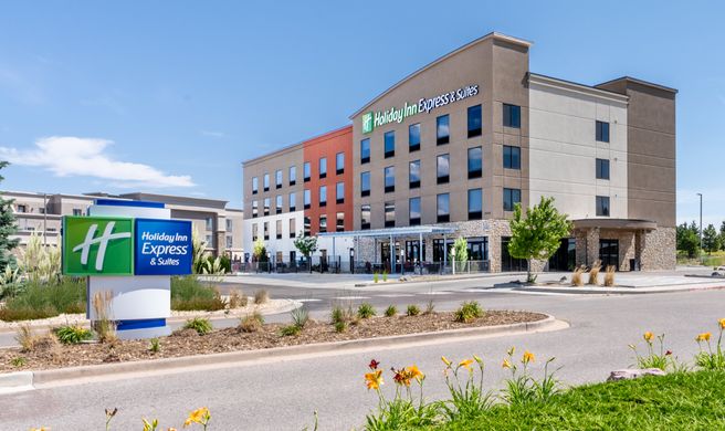 Holiday inn Express & Stes AFA Northgate Exterior