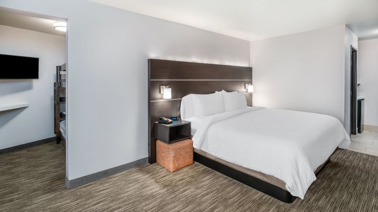 Holiday inn Express & Stes AFA Northgate Suite