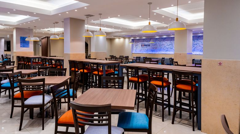 <b>Holiday Inn Express Rosario Restaurant</b>. Images powered by <a href="https://www.leonardoworldwide.com/" title="Leonardo Worldwide" target="_blank">Leonardo</a>.