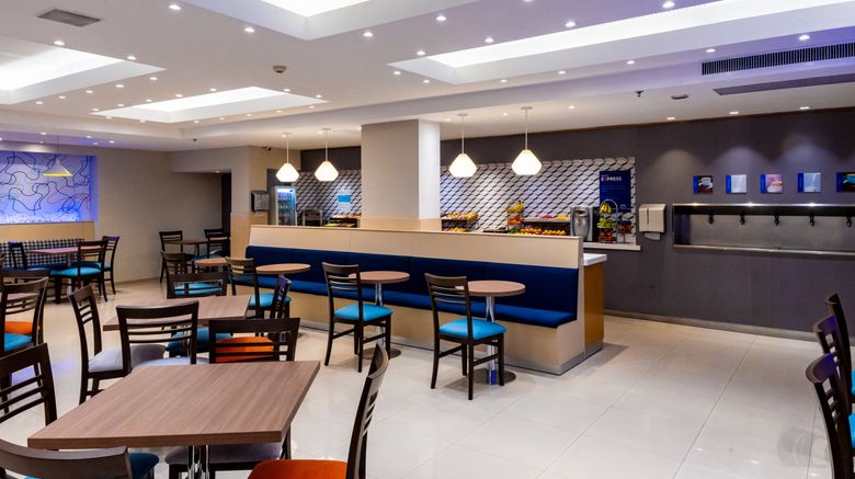 <b>Holiday Inn Express Rosario Restaurant</b>. Images powered by <a href="https://www.leonardoworldwide.com/" title="Leonardo Worldwide" target="_blank">Leonardo</a>.