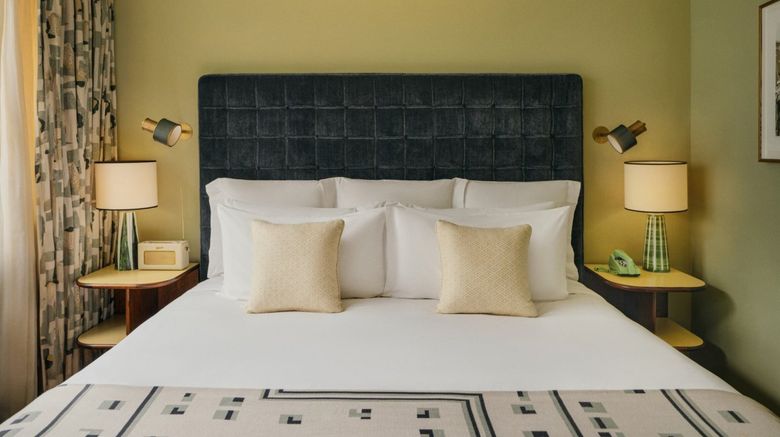 <b>White City House Room</b>. Images powered by <a href="https://www.leonardoworldwide.com/" title="Leonardo Worldwide" target="_blank">Leonardo</a>.
