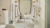 <b>White City House Room</b>. Images powered by <a href="https://www.leonardoworldwide.com/" title="Leonardo Worldwide" target="_blank">Leonardo</a>.