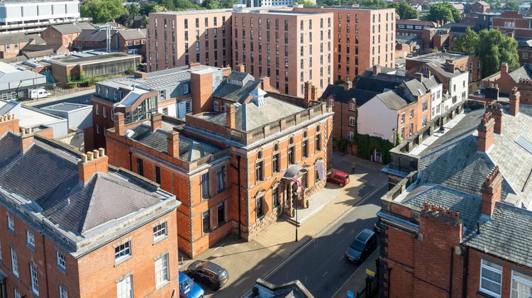 Cathedral Quarter Hotel Exterior