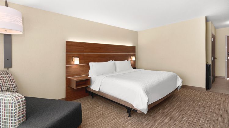 Holiday Inn Express Room