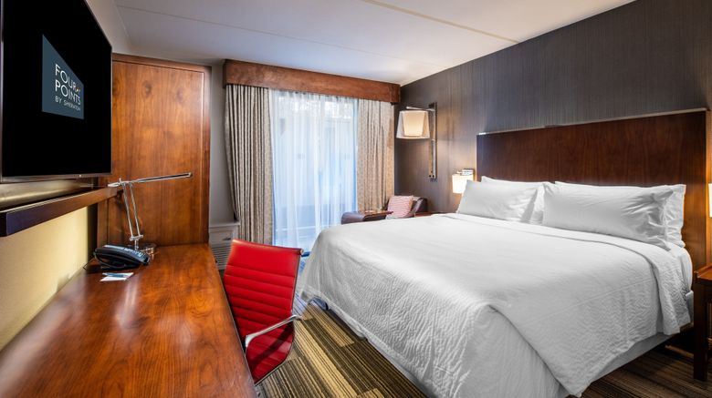 <b>Four Points by Sheraton Atlanta Arpt W Room</b>. Images powered by <a href="https://www.leonardoworldwide.com/" title="Leonardo Worldwide" target="_blank">Leonardo</a>.