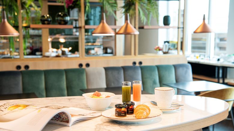 <b>Frankfurt Airport Marriott Restaurant</b>. Images powered by <a href="https://www.leonardoworldwide.com/" title="Leonardo Worldwide" target="_blank">Leonardo</a>.