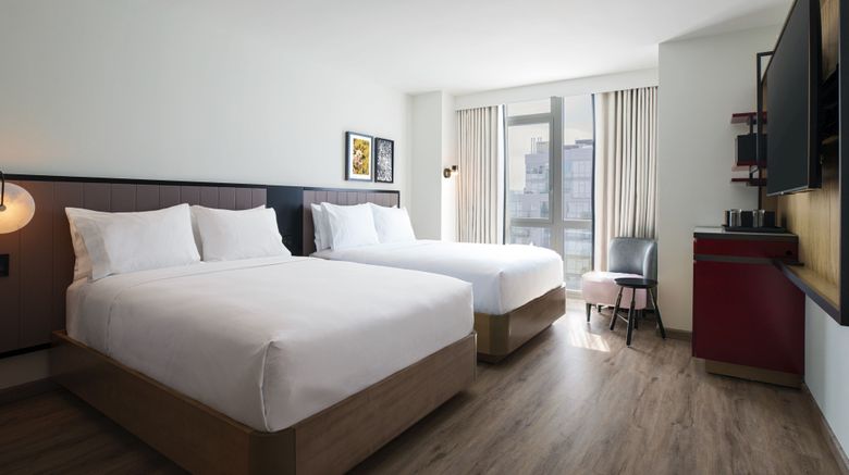 <b>Renaissance NY Flushing Hotel at Tangram Room</b>. Images powered by <a href="https://www.leonardoworldwide.com/" title="Leonardo Worldwide" target="_blank">Leonardo</a>.
