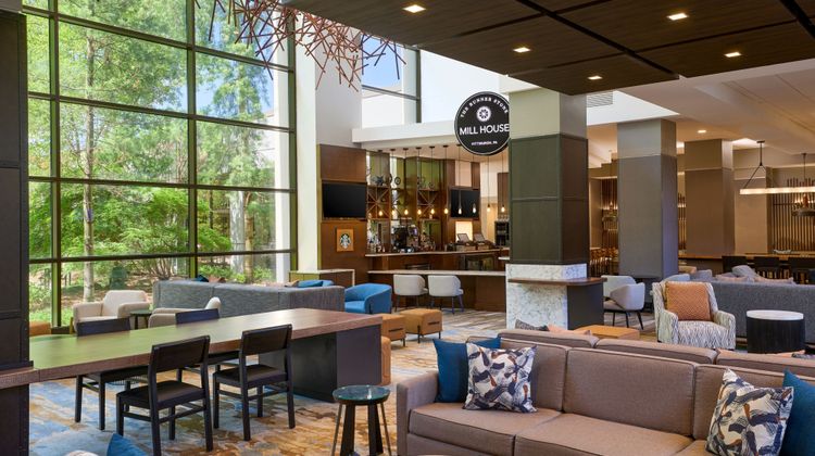 Pittsburgh Airport Marriott Lobby