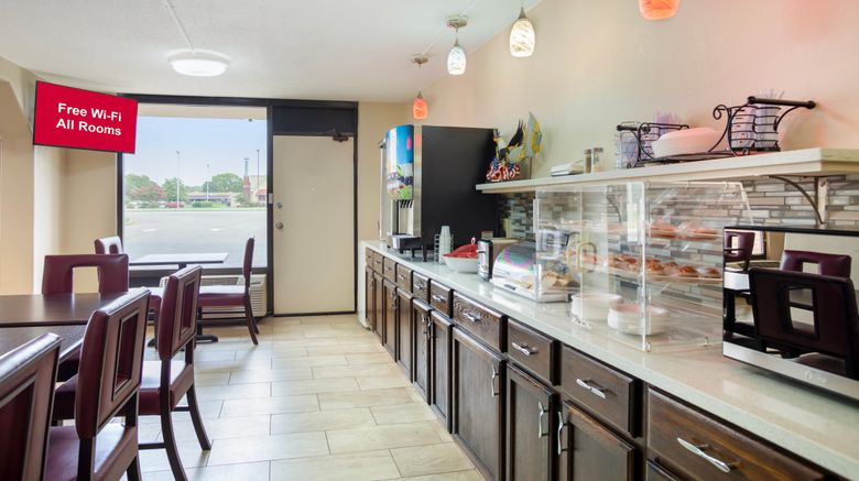 <b>HomeTowne Studios Huntsville-Madison Restaurant</b>. Images powered by <a href="https://www.leonardoworldwide.com/" title="Leonardo Worldwide" target="_blank">Leonardo</a>.