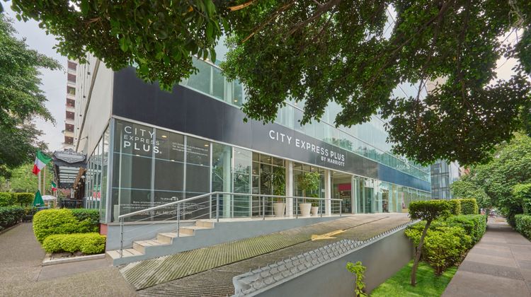City Express Plus by Marriott Exterior