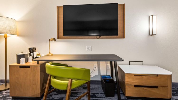 Fairfield Inn & Suites Bend Downtown Suite