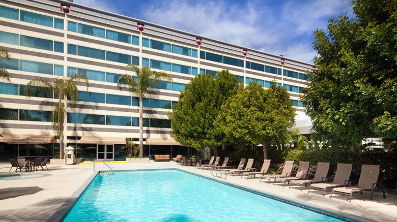<b>Sheraton Ontario Airport Hotel Pool</b>. Images powered by <a href="https://www.leonardoworldwide.com/" title="Leonardo Worldwide" target="_blank">Leonardo</a>.