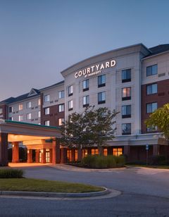 Courtyard Winchester