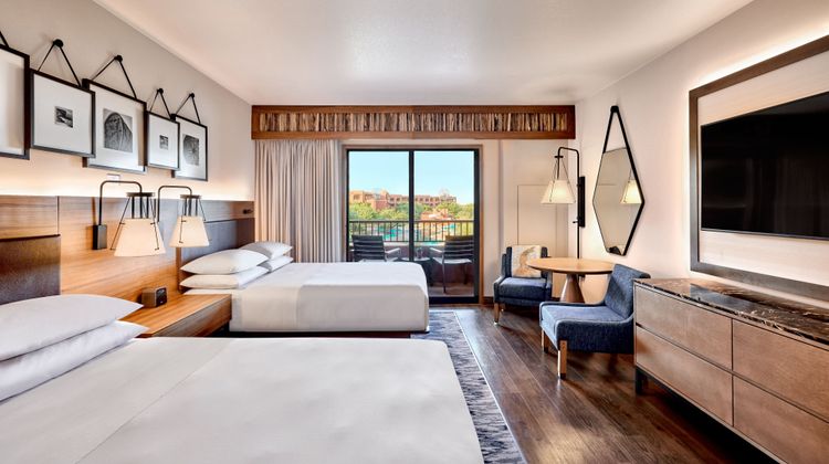 Sheraton Grand at Wild Horse Pass Pool