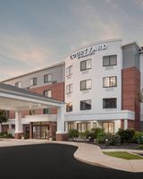 Courtyard by Marriott Portland Airport
