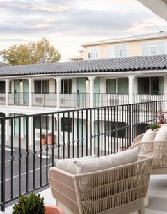 Leland Hotel