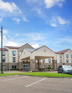 Red Roof PLUS+ & Suites Vicksburg