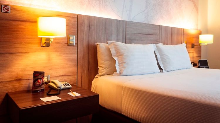 Aku Hotels Room