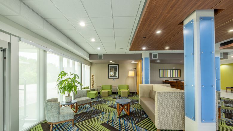 <b>Holiday Inn Express & Suites Lindale Exterior</b>. Images powered by <a href="https://www.leonardoworldwide.com/" title="Leonardo Worldwide" target="_blank">Leonardo</a>.