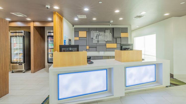 Holiday Inn Express & Suites Lindale Other