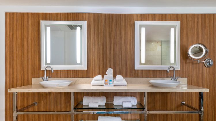 Riviera Resort & Spa Palm Springs Room