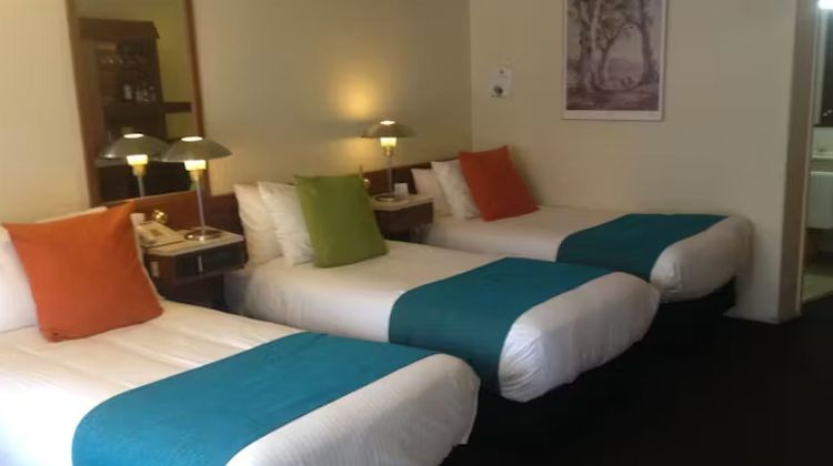 Mid City Hotel Ballart Room