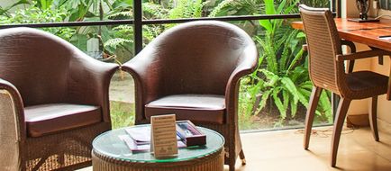 Colombo Court Hotel & Spa Lobby