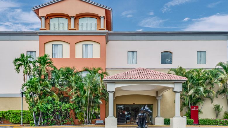 Fiesta Inn Colima Exterior. Images powered by <a href=https://www.travelweekly-asia.com/Hotels/Colima-Mexico/