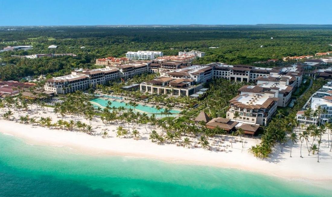 Lopesan Costa Bavaro Resort Spa & Casino Exterior