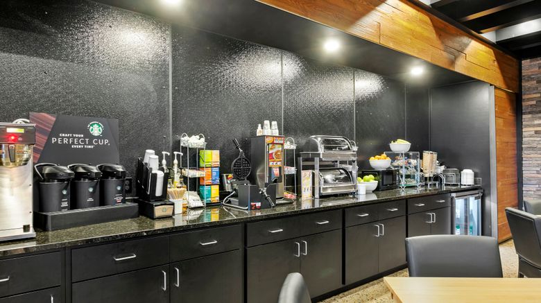 <b>Cobblestone Hotel & Suites Restaurant</b>. Images powered by <a href="https://www.leonardoworldwide.com/" title="Leonardo Worldwide" target="_blank">Leonardo</a>.