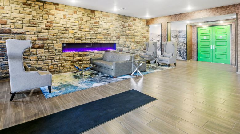 <b>Cobblestone Hotel & Suites Lobby</b>. Images powered by <a href="https://www.leonardoworldwide.com/" title="Leonardo Worldwide" target="_blank">Leonardo</a>.