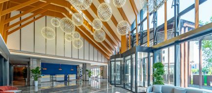 Holiday Inn Express Wuxi East Station Exterior