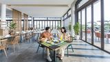 Oakwood Ha Long Restaurant