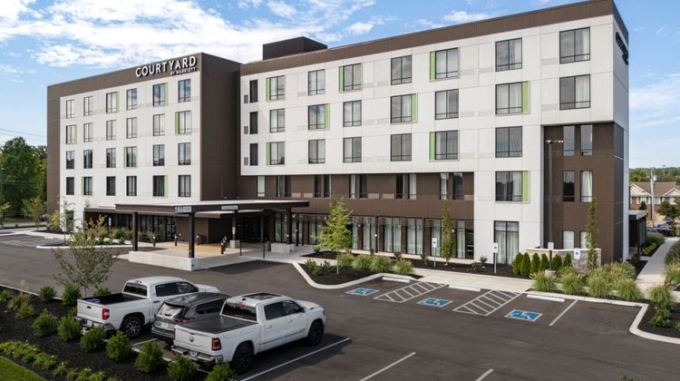 Courtyard by Marriott Smyrna Exterior
