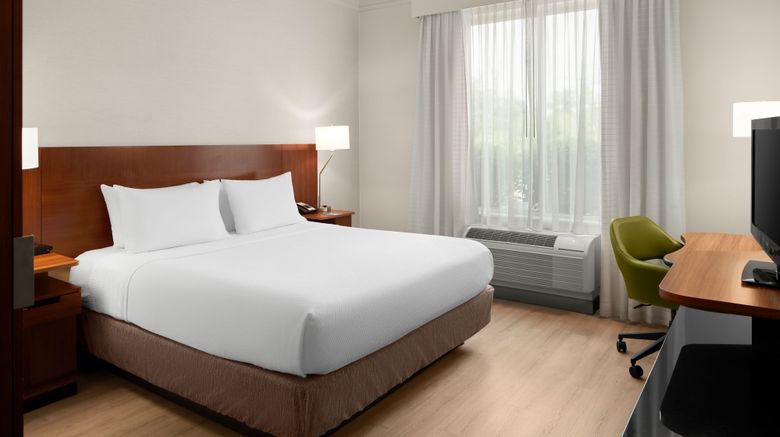 <b>Fairfield Inn & Suites DuBois Room</b>. Images powered by <a href="https://www.leonardoworldwide.com/" title="Leonardo Worldwide" target="_blank">Leonardo</a>.