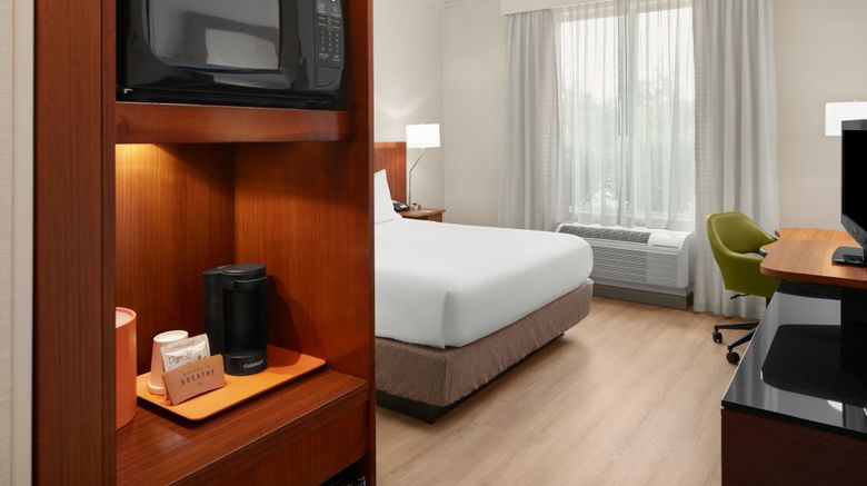 <b>Fairfield Inn & Suites DuBois Room</b>. Images powered by <a href="https://www.leonardoworldwide.com/" title="Leonardo Worldwide" target="_blank">Leonardo</a>.