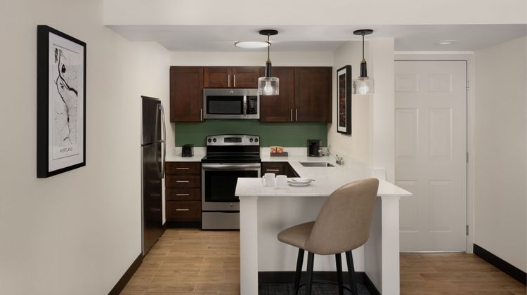 Residence Inn Portland Hillsboro Room