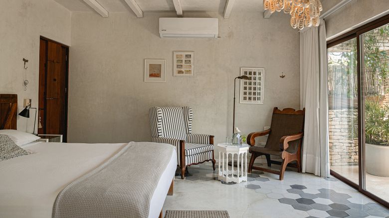 <b>Hotel La Semilla Suite</b>. Images powered by <a href="https://www.leonardoworldwide.com/" title="Leonardo Worldwide" target="_blank">Leonardo</a>.